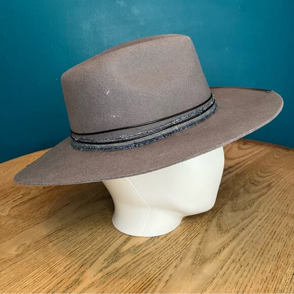 NWT Felt Rancher Hat Fedora ‘Mom’ Cowgirl Western Wide Brim Gray Patches Medium main image 6